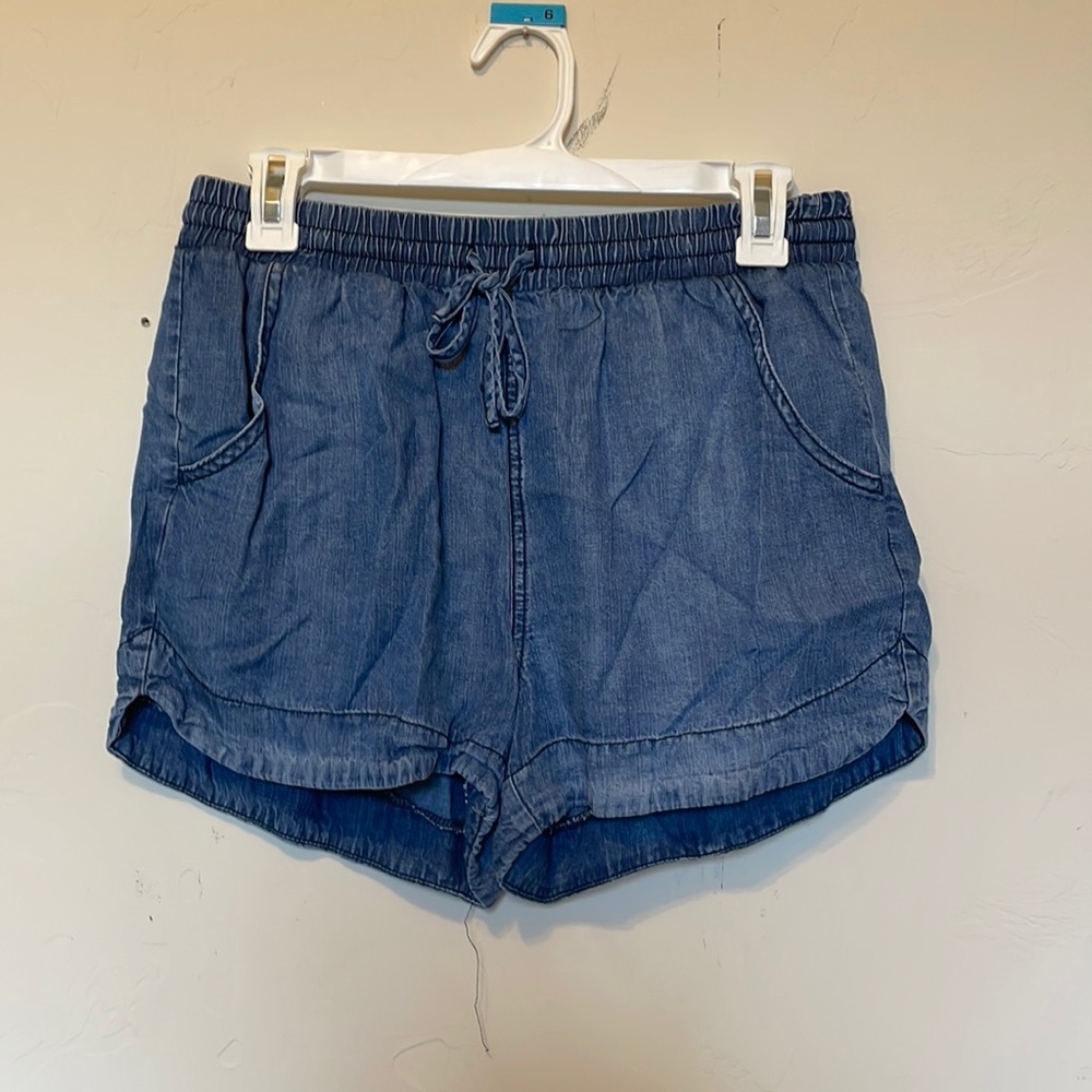 baggy jean shorts. soft material. size S